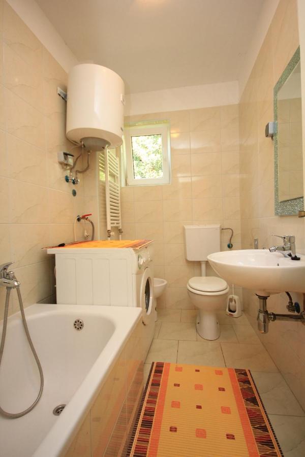Apartments With A Parking Space Lovran, Opatija - 7713 ภายนอก รูปภาพ